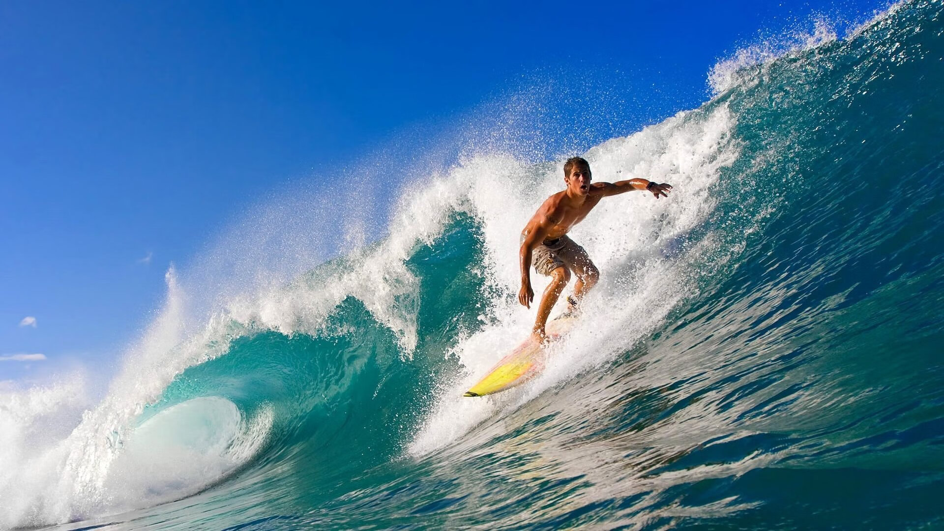 阿伦·斯密斯：以冷静思维指挥全黑队进攻，让比赛节奏变得流畅